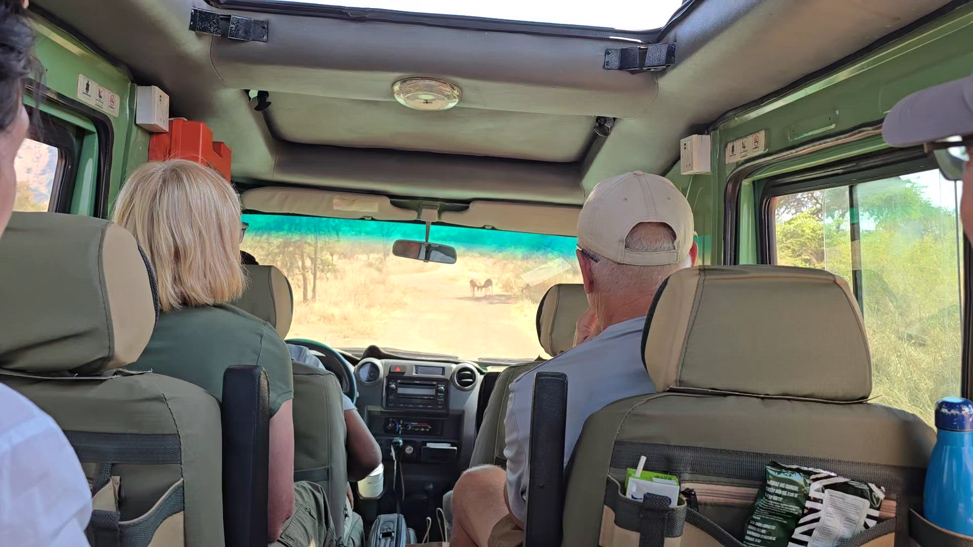 Journeys : Rencontres avec les animaux au Rwanda National Geographic customer review video