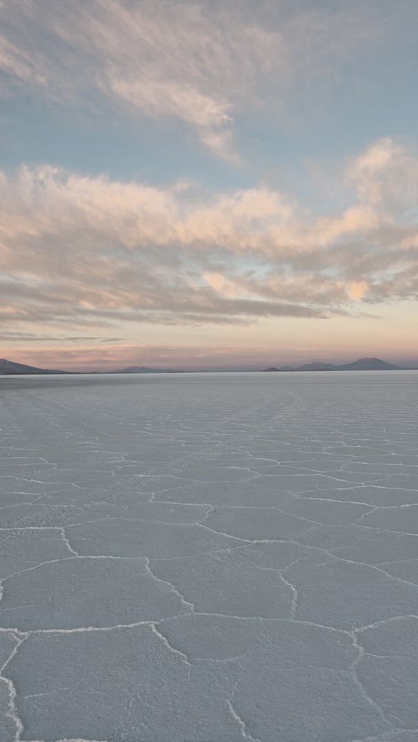 Vídeo de reseña del cliente sobre Desierto de Atacama y Salar de Uyuni - Aventura en Grupo