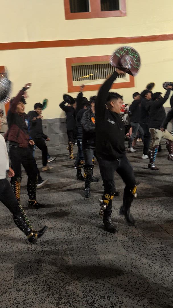 Vídeo de reseña del cliente sobre Viaje a Sudamérica en 33 días: Colombia, Perú, Bolivia, Chile, Argentina y Brasil con el Camino Inca y la Patagonia