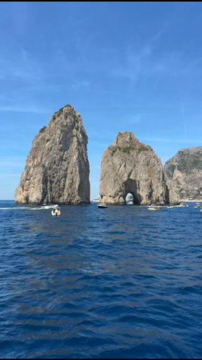 Trouvez votre Italie circuit noël et nouvel an idéal. Vous avez le choix entre pas moins de 393 voyages durant entre 2 et 18 jours. Le mois comptant le plus grand nombre de départs est Octobre, ce qui en fait le moment le plus apprécié pour aller en Italie.