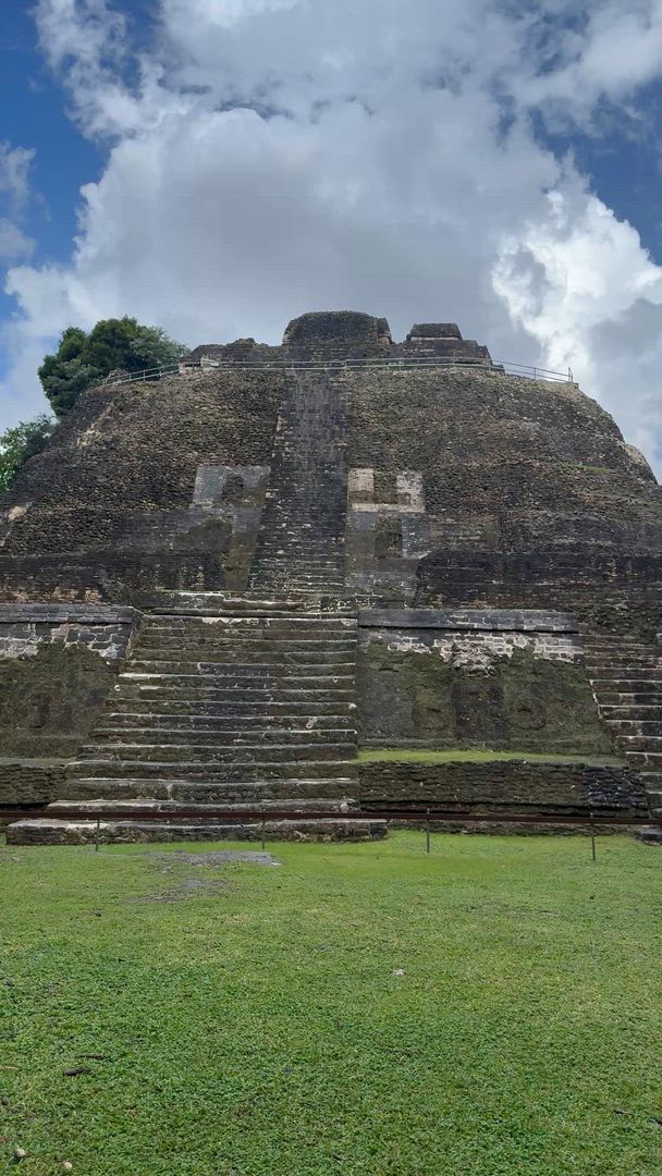 Vídeo de reseña del cliente sobre Tierra de Belice y Tikal