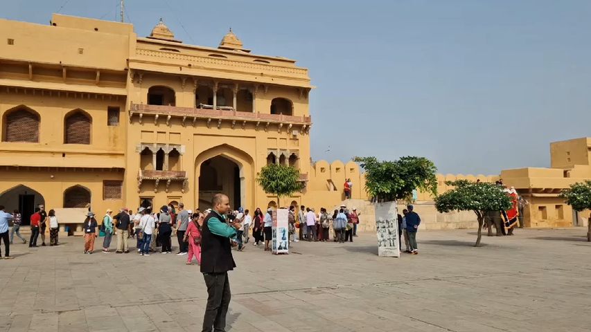 14 Tage Goldenes Dreieck Rundreisen mit 3 renommierten Tiger-Nationalparks (Alles inklusive) Rundreise