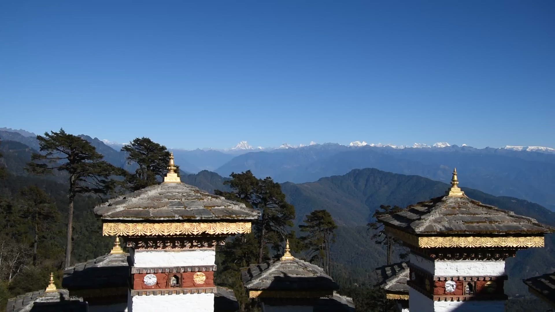 Bhutan: zeitlose Traditionen customer review video