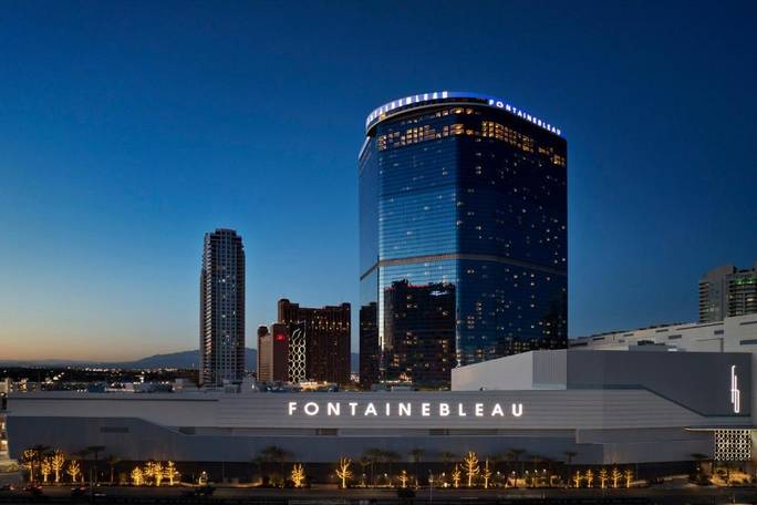 Fontainebleau Las Vegas 1 or Similar