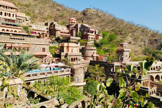The Neemrana Fort-Palace