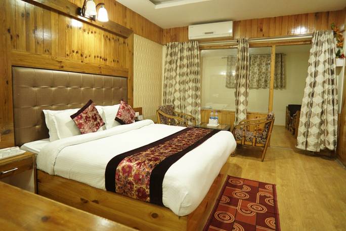 Hotel Manali 