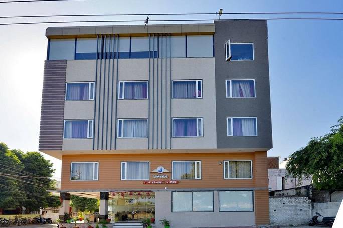 Hotel Signetic Blue or similar - Bhopal