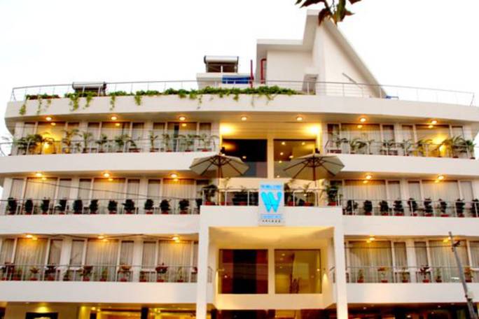 The Wall Street or similar - Jaipur