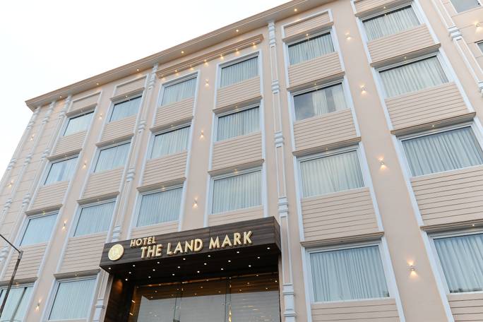 Hotel The Landmark or similar - Amritsar