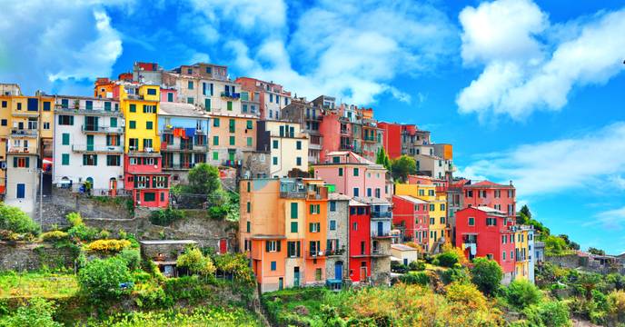 The colorful houses perched on a cliff in Corniglia