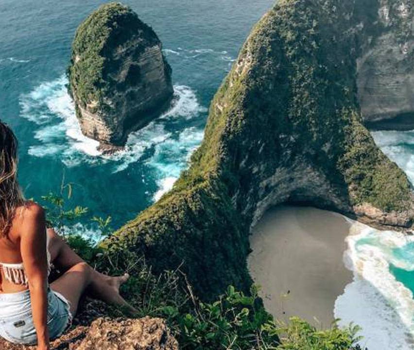 10 Best Solo Adventure Holidays 2023/2024 - TourRadar