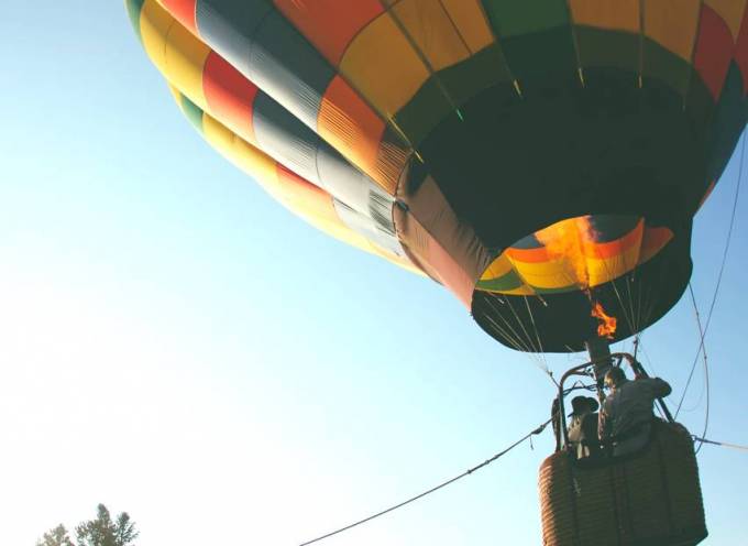 Hot air balloon taking off for a safari