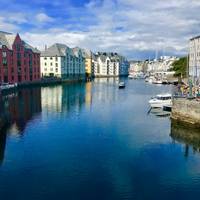 Photo de voyageur Visitez les fjords en automne doré #2