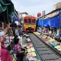 Experience real Bangkok and Chiang mai , Small Group traveler photo #2