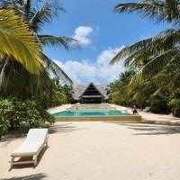 Tanzania to Zanzibar: White Sands & the Wilderness traveler photo #2