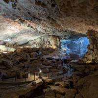 1-TAG Ha Long Bay Kreuzfahrt, Kajakfahren, Schwimmen, MitTagessen, Bus - Titov Insel, Luon Höhle und Sung Sot Höhle Reise-Foto #2