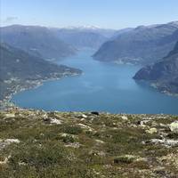 Photo de voyageur Marcher dans les Fjords #1