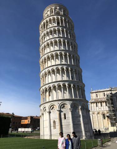 The Leaning Tower of Pisa against a clear sky
