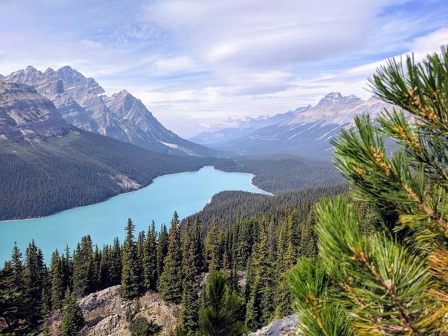 Scenic view of a blue lake surrounded by mountains.