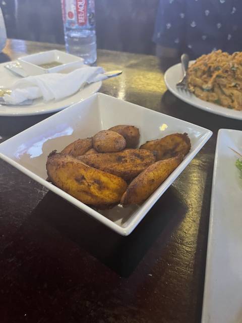 Fried plantains in a bowl.