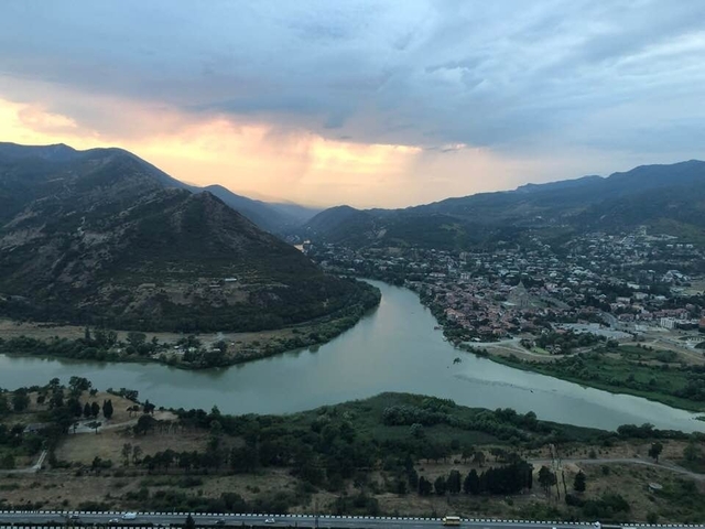       Photo d'avis client sur La Géorgie en tête 
  