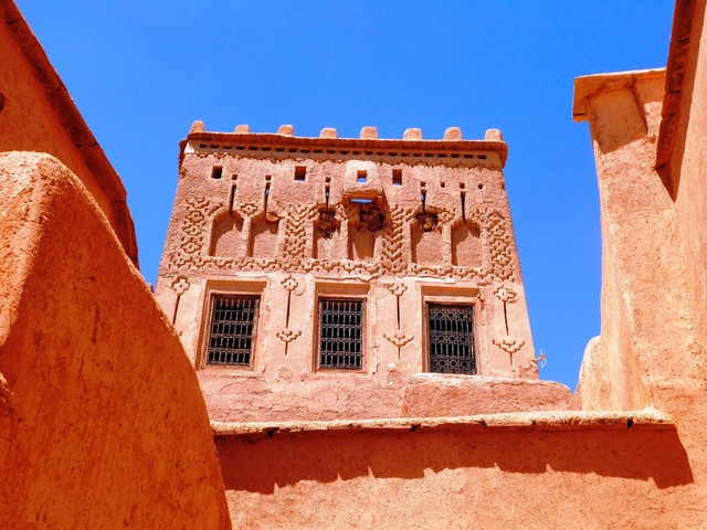       Close-up of traditional architecture with vibrant colors.
  