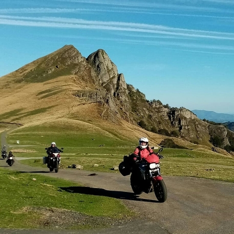       Pyrénées motorcycle Guided Tour customer review photo 
  