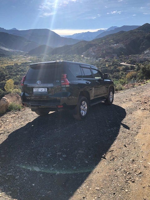       Photo d'avis client sur Circuit privé de 4 jours et 3 nuits - dans des camps et hôtels de luxe dans le désert du Sahara à travers le désert de Merzouga et le désert de Zagora. 
  