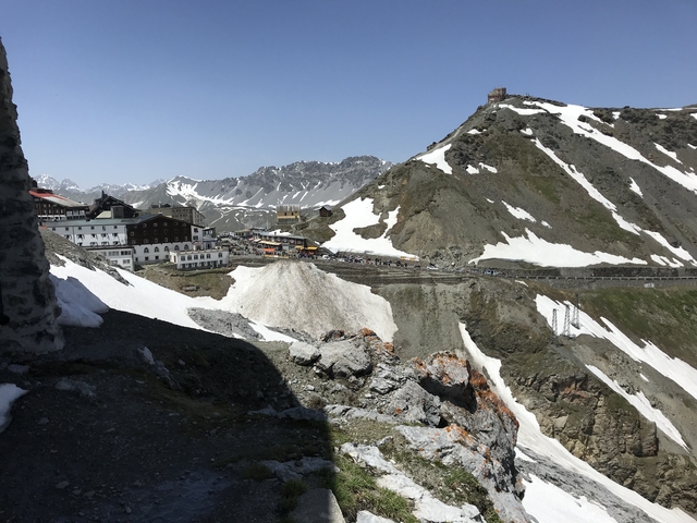       Mountainside village with snow in the landscape
  
