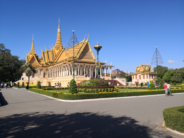       Buddhist temple in a well-maintained garden.
  