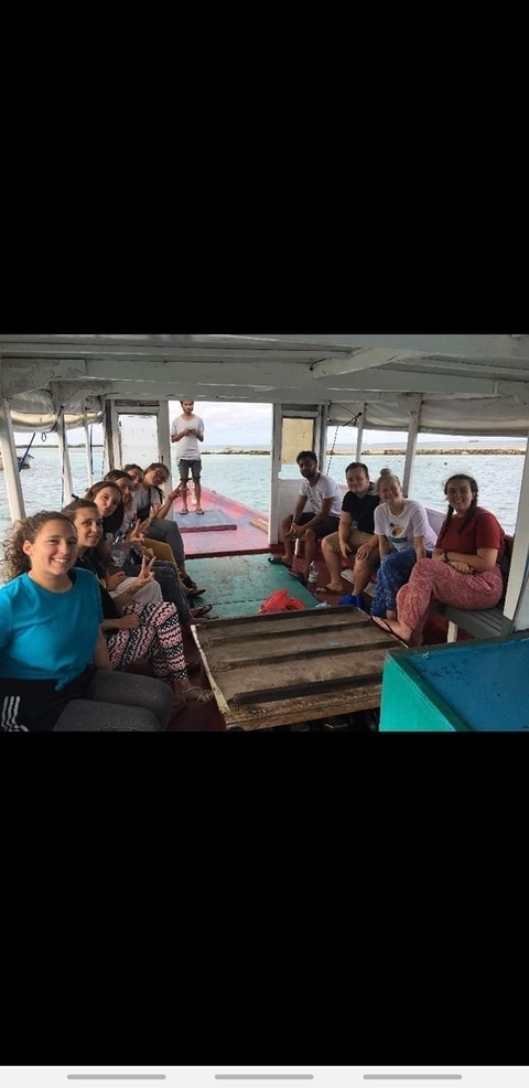       Photo d'avis client sur Fête des couleurs - Holi avec le Triangle d'or de l'Inde &amp; 2026 
  