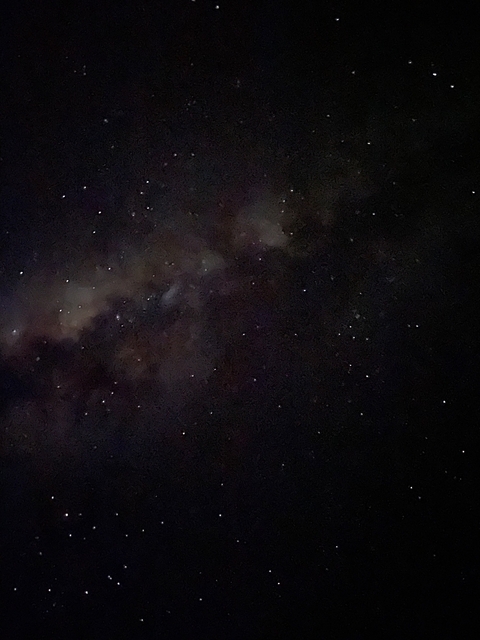       Starry night sky, showcasing the Milky Way galaxy.
  