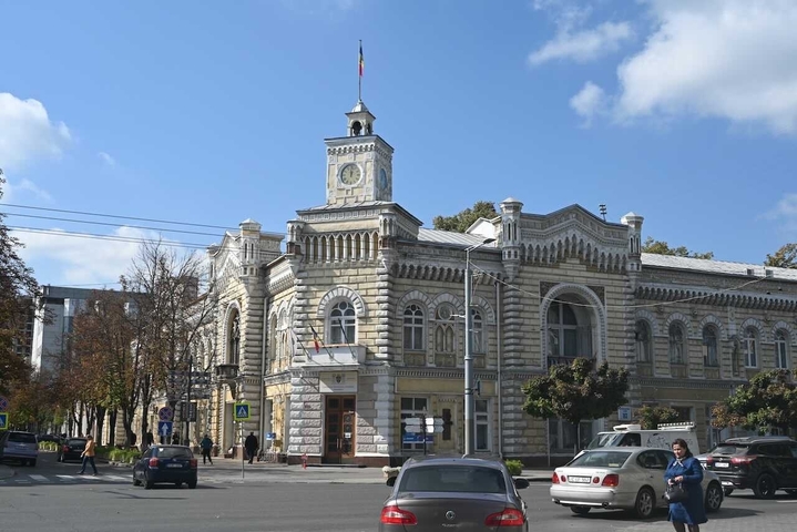       Ornate historical building on a sunny day.
  