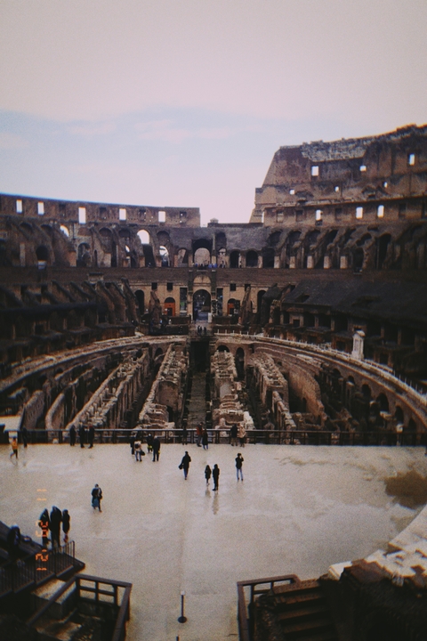       Interior of a Roman architectural site.
  