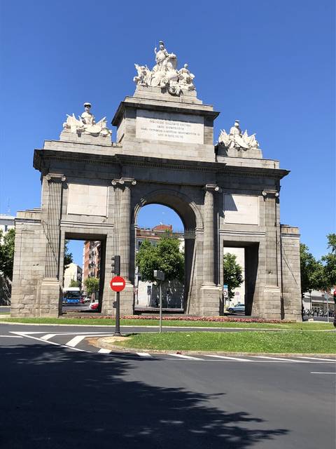 Monumental archway viewed from the side.