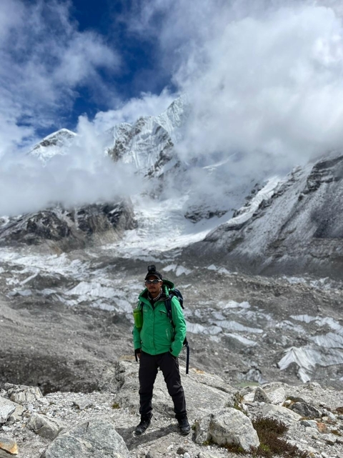       foto de reseña de cliente de Excursión al campamento base del Everest 
  
