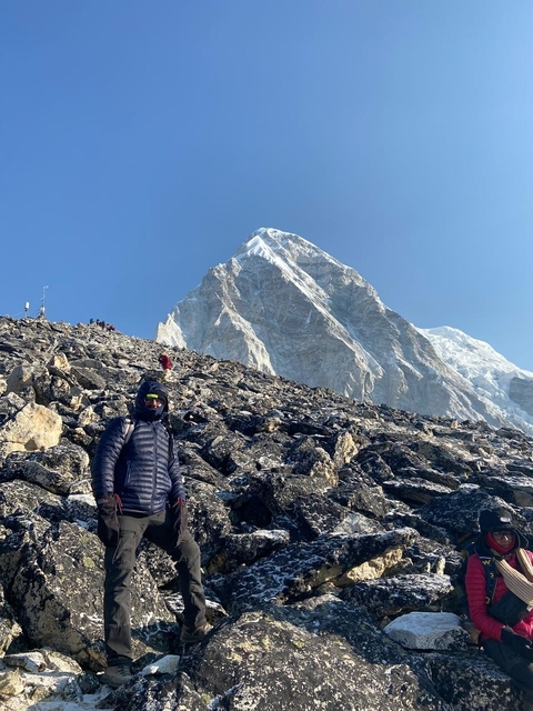       foto de reseña de cliente de Excursión al campamento base del Everest 
  