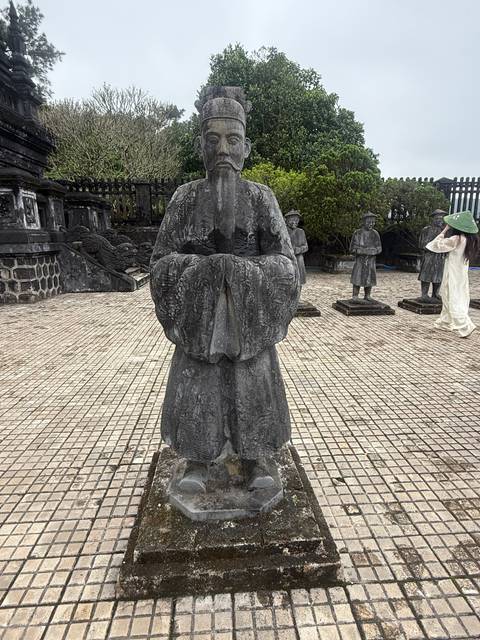 Statue of a soldier, likely in a historical park.
