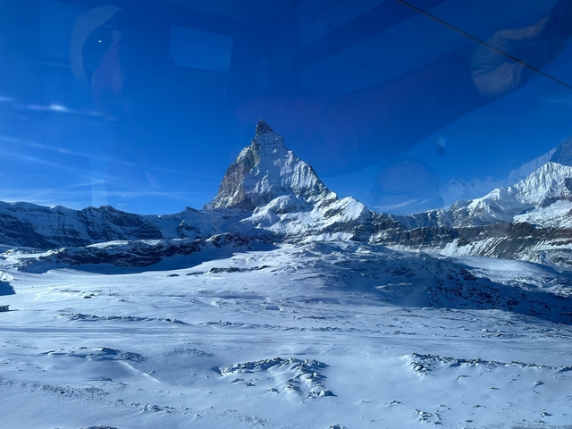 Snowy mountain landscape with the Matterhorn.