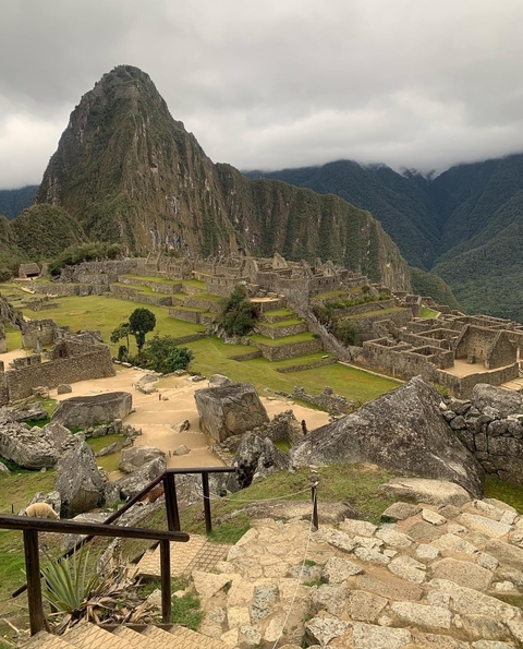       View of ancient Inca ruins at Machu Picchu.
  