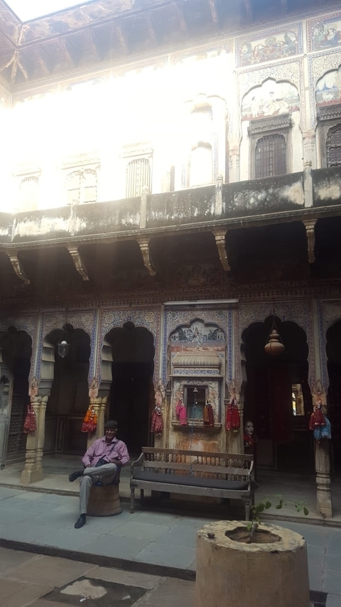       Golden triangle, Bengal Tiger  and beyond . customer review photo 
  