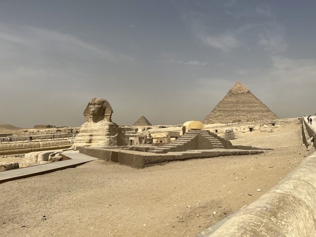 The Great Sphinx and pyramids in Giza