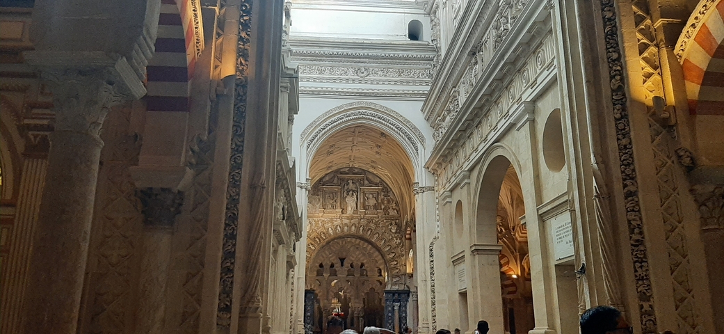       Elaborate interior with arches and intricate designs.
  