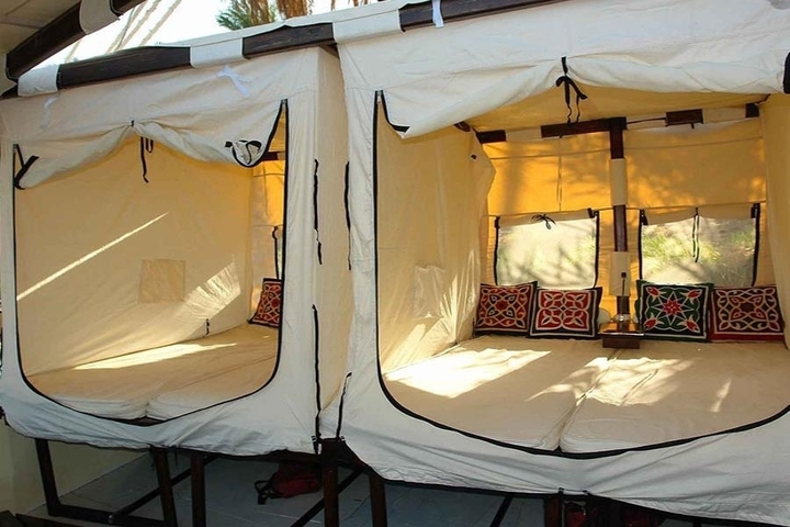       Photo d'avis client sur 7- Jour Royaume des Pyramides de Gizeh, Musée des pierres précieuses, Assouan et Louxor et visite de Felucca, train couchette aller-retour 
  