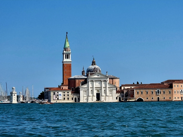       Saint George's Church and other buildings in Venice.
  
