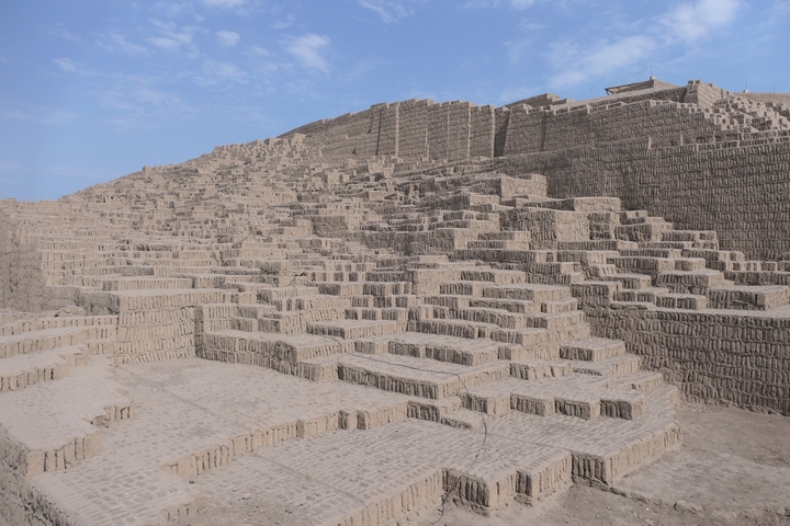       Ancient brick ruins in a sunny setting.
  