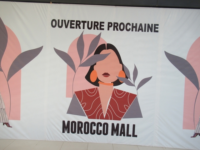       Graphic art with text about Morocco Mall.
  