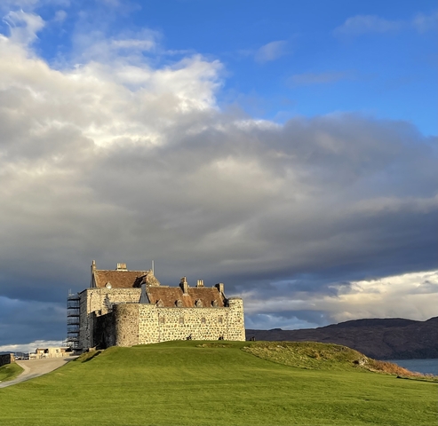       Historical building against a cloudy sky.
  
