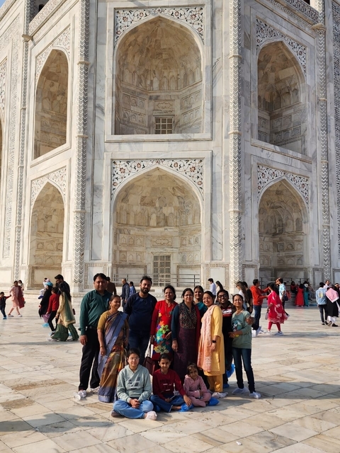       foto de reseña de cliente de Viaje al Triángulo de Oro con Benarés 8 Días 
  