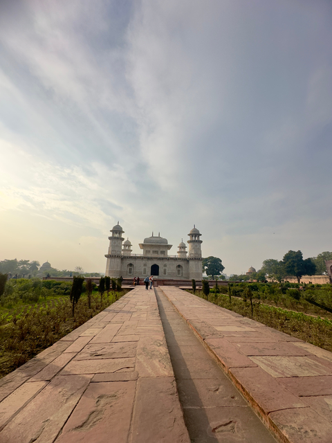       Itimad-ud-Daulah's Tomb, also known as Baby Taj.
  